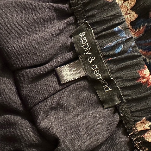 Supply & Demand L navy & multi color floral full length skirt w elastic waist - Picture 7 of 8